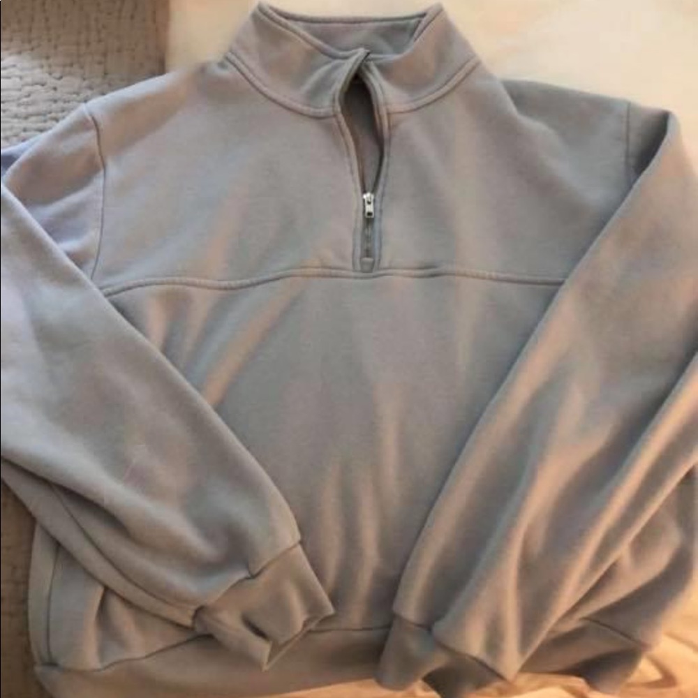Brandy Melville sweatshirt